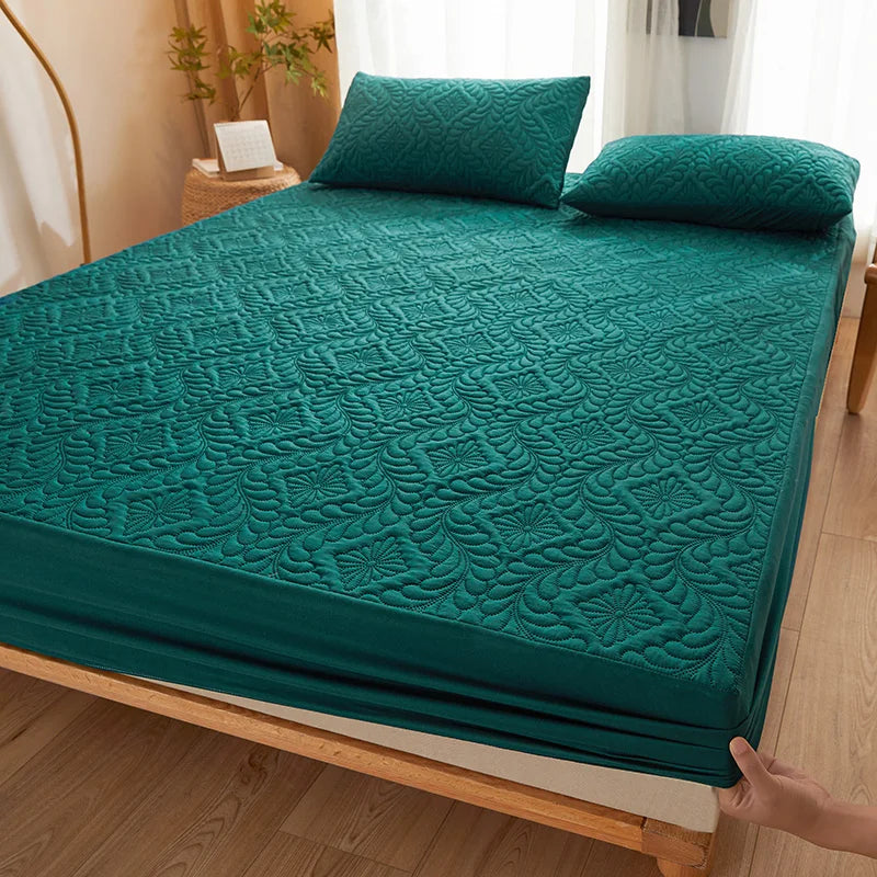 Quilted Waterproof Mattress Cover Embossed Bedding Mattress Protector Anti-mite Anti-bacterial Fitted Bed Sheet No Pillowcase