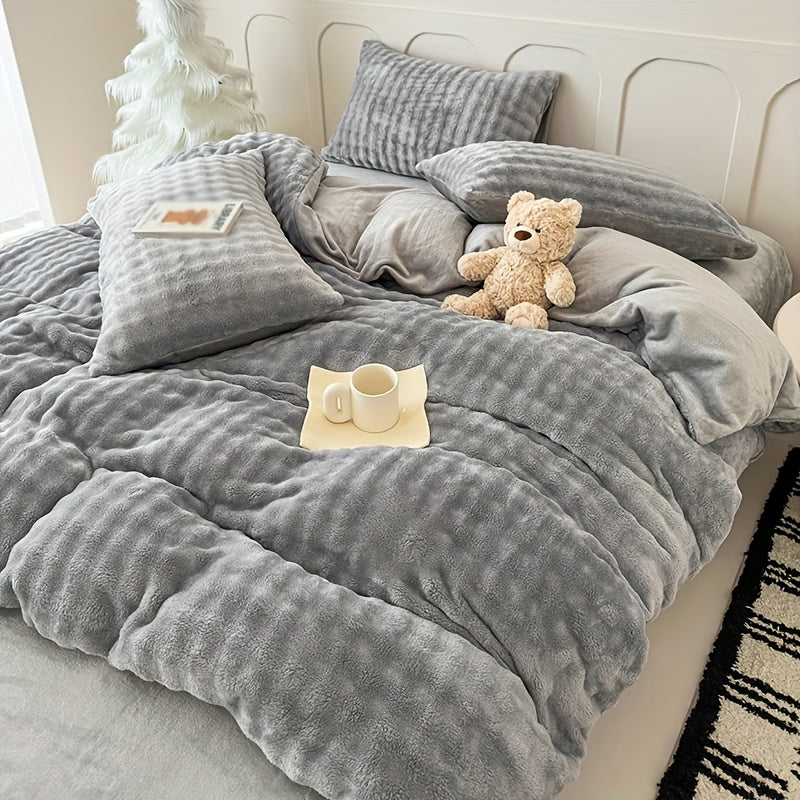 3pcs Set of Bubble Rabbit Plush Bedding, Featuring a 240G Bubble Fleece And 130G Crystal Fleece Duvet Cover, Includes One Duvet Cover And Two Pillowcases.