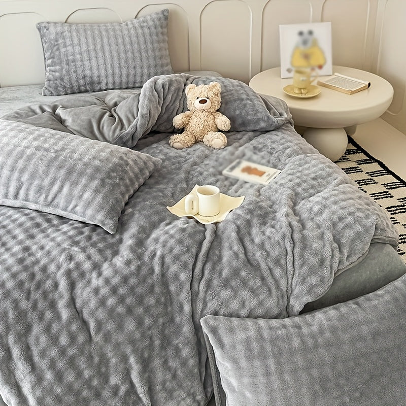 3pcs Set of Bubble Rabbit Plush Bedding, Featuring a 240G Bubble Fleece And 130G Crystal Fleece Duvet Cover, Includes One Duvet Cover And Two Pillowcases.