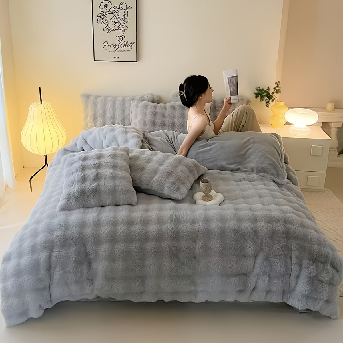 3pcs Simple Solid Color Super Soft Imitation Rabbit Hair Quilt Cover 1 Quilt Cover + 2 Pillowcases, No Core, Polyester, Machine Washable, Comfortable All Seasons, Zipper Closure, Soft and Warm Home and Hotel Bedding