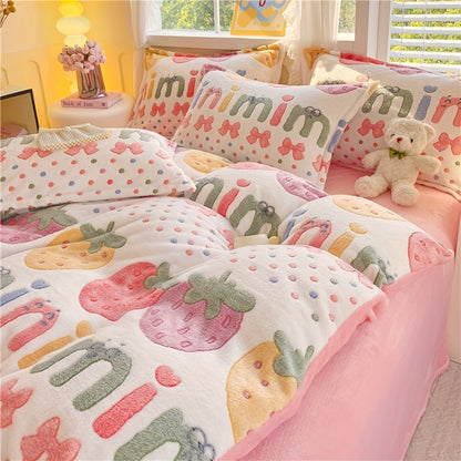 3pcs Floral Strawberry Duvet Cover Set - All-Season Zipper Closure, Machine Washable, Woven Polyester, Active Printing, Includes 2 Pillowcases - Thickened Warm Blanket for Bedroom & Living Room