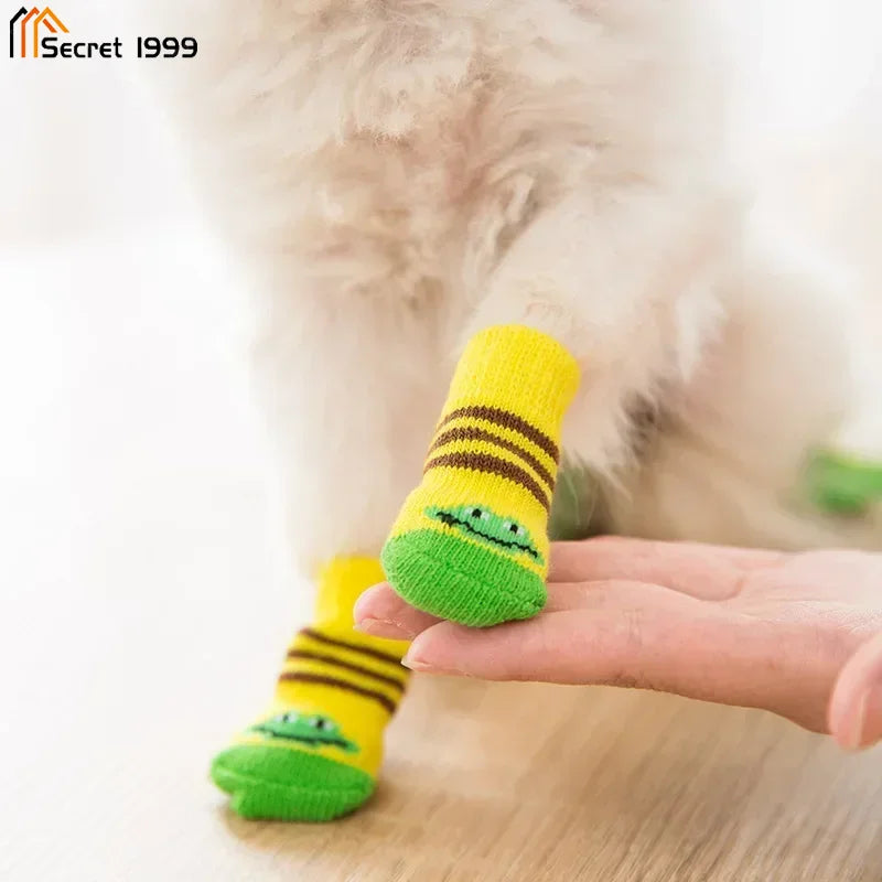 4pcs Winter Pet Dog Socks Small Cat Knit Warm Socks Dog Anti-slip Socks Chihuahua Thick Paw Protector Booties Pet Accessories