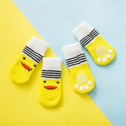 4pcs/set Dog Socks Cute Pattern Foot Covers Winter Warm Anti Slip Shoes Puppy Paw Protector Christmas Gift Pet Accessories