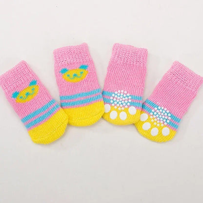 4pcs/set Dog Socks Cute Pattern Foot Covers Winter Warm Anti Slip Shoes Puppy Paw Protector Christmas Gift Pet Accessories