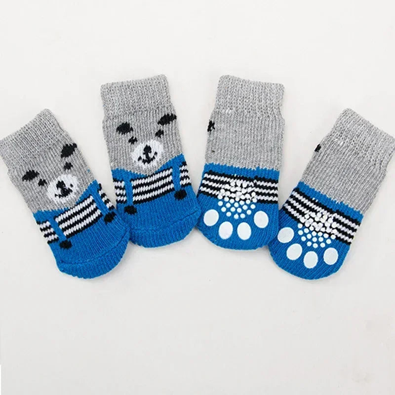 4pcs/set Dog Socks Cute Pattern Foot Covers Winter Warm Anti Slip Shoes Puppy Paw Protector Christmas Gift Pet Accessories