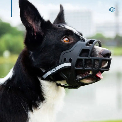 Anti-Biting Adjustable Dog Muzzle Fashion Breathable With Reflective Strip Dog Mouth Cover Plastic Can Drink Water