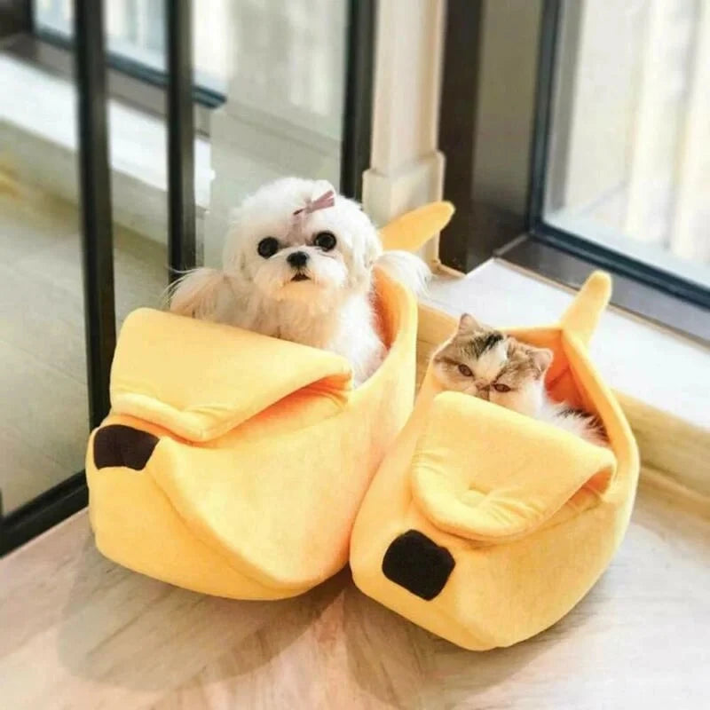 Banana Shaped Pet Bed for Extra Small Dogs and Cats Pet Soft Cushion Washable Pet Banana Bed