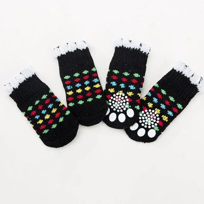 4pcs/set Dog Socks Cute Pattern Foot Covers Winter Warm Anti Slip Shoes Puppy Paw Protector Christmas Gift Pet Accessories