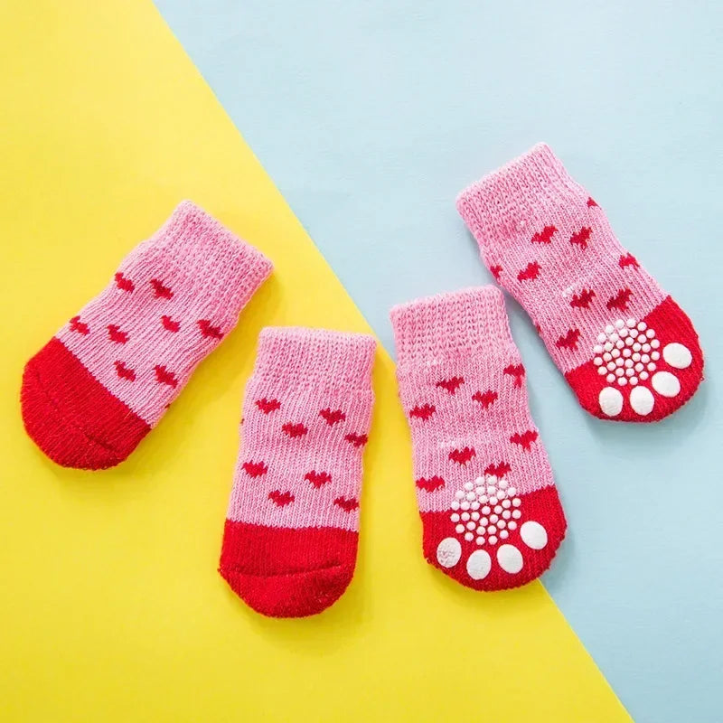 4pcs/set Dog Socks Cute Pattern Foot Covers Winter Warm Anti Slip Shoes Puppy Paw Protector Christmas Gift Pet Accessories