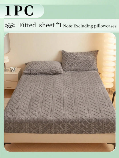 1pcs lambswool bedspread, soft and comfortable mattress cover, bedding, dustproof bedspread, fall and winter warm mattress prote