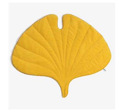 Plush Leaf-Shaped Washable Dog Mat