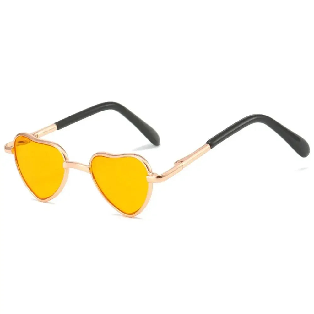 Funny Pet Glasses Heart-Shaped Metal Sunglasses for Cats Small Dogs Dolls Cosplay Party Costume Photo Props Cosplay Eyeglasses